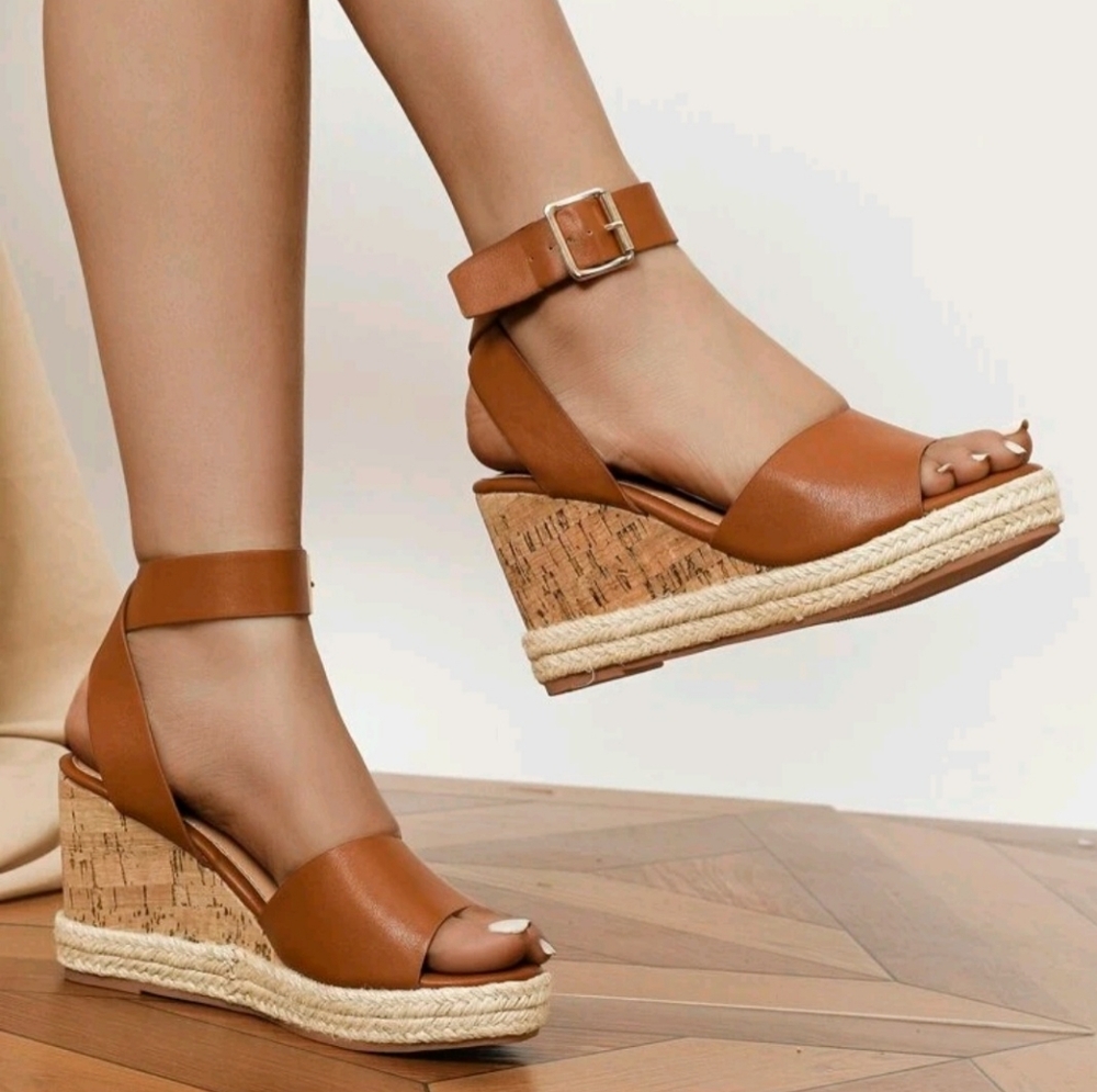 Women's wedge sandals